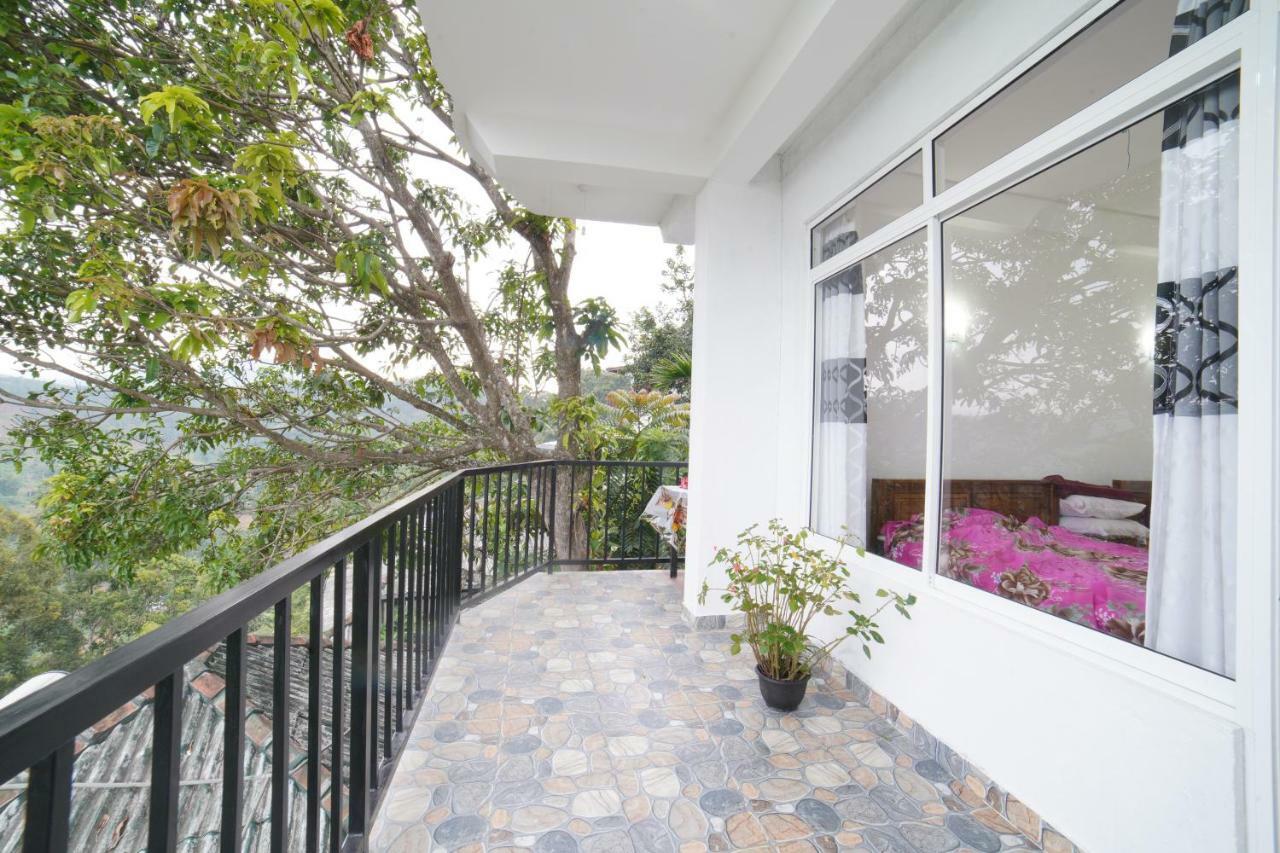 Pleasant Peak Bed and Breakfast Ella Εξωτερικό φωτογραφία